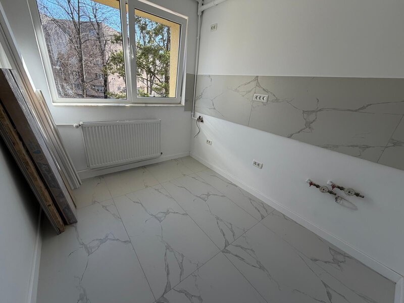 Parcul Titanii, pe Cozla, 10 minute metrou Titan, renovat complet,