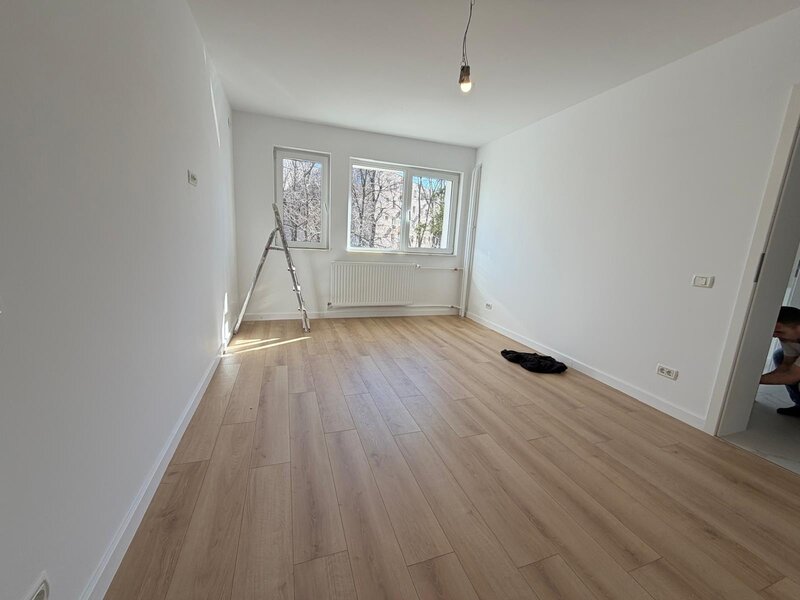 Parcul Titanii, pe Cozla, 10 minute metrou Titan, renovat complet,